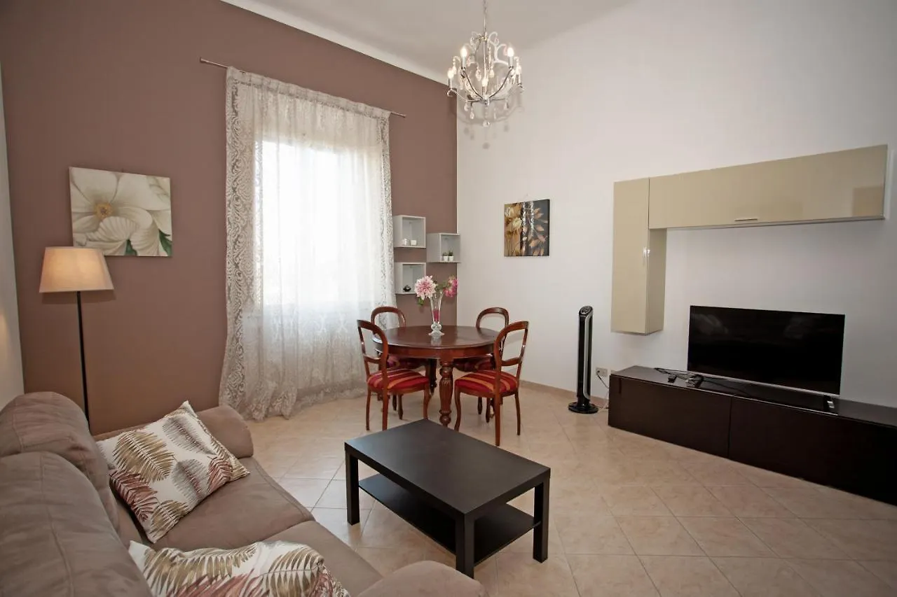 Casa Dafne Apartment Livorno